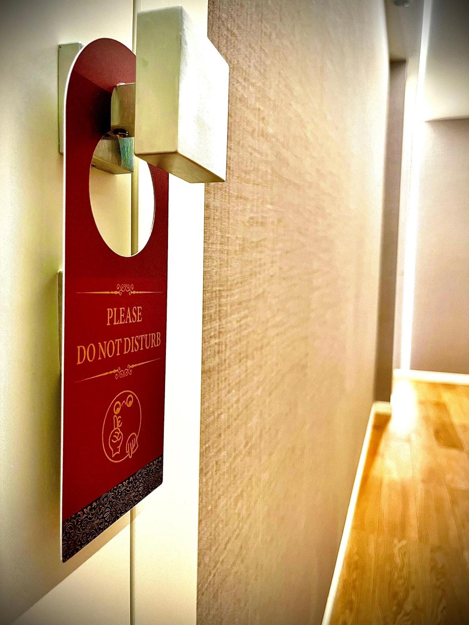 Hotel L'Isola Che Non C'E Roma Esterno foto